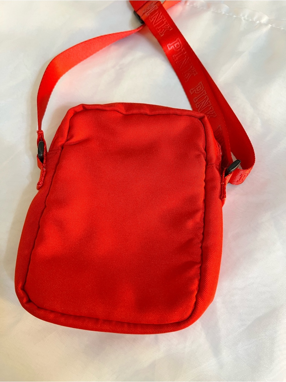 PINK Victoria's Secret Athleisure red crossbody purse - Picture 5 of 8